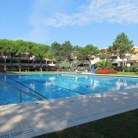 Nice Apartment-Pool-Tennis Courts * Bibione
